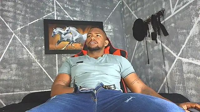 Snapshot of big_blackmen19 chatting on May 21, 1:52 pm big blackmen19 online show from May 21, 1:52 pm