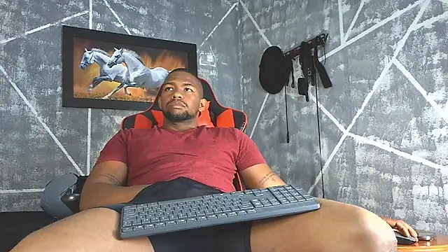 Snapshot of big_blackmen19 chatting on May 18, 2:22 pm big blackmen19 online show from May 18, 2:22 pm