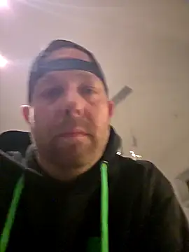 Snapshot of boytoy40 chatting on October 23, 2:43 am boytoy40 online show from October 23, 2:43 am