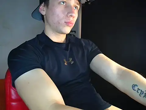 Snapshot of Logan_sixxer chatting on November 7, 9:08 pm Logan sixxer online show from November 7, 9:08 pm