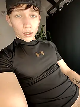 Logan sixxer online show from October 18, 8:44 pm