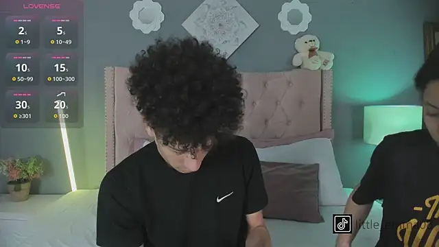 Joe And Emma online show from October 18, 10:23 pm