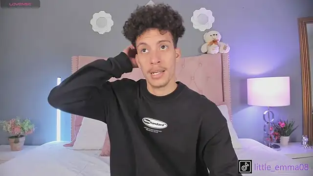 Joe And Emma online show from September 17, 9:06 pm