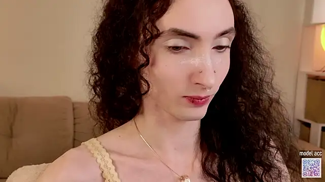 Queen of tease online show from February 5, 7:32 pm