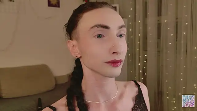 Queen of tease online show from April 11, 4:09 am