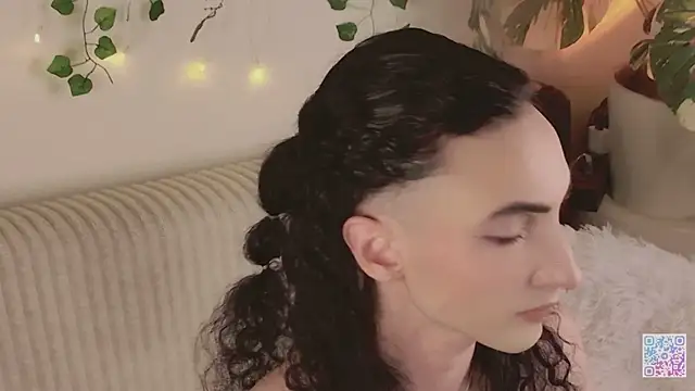 Queen of tease online show from July 28, 3:47 am