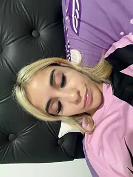 Babylovetiernax online show from April 14, 3:11 am