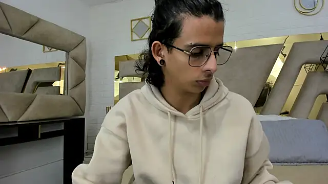 Ibratxandy online show from November 27, 7:03 pm