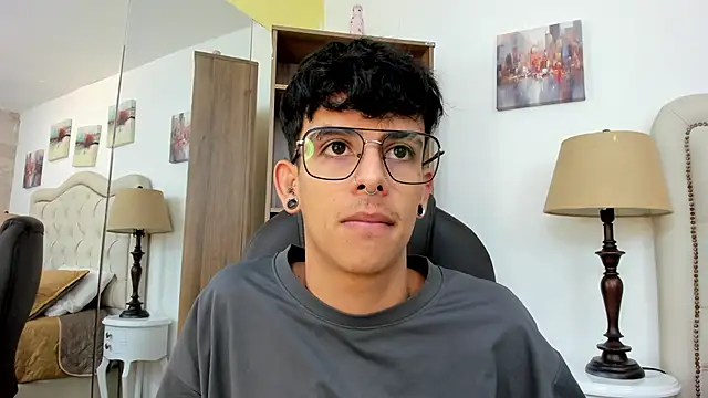 Ibratxandy online show from May 28, 12:00 pm