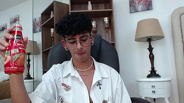 Ibratxandy online show from March 11, 7:08 pm