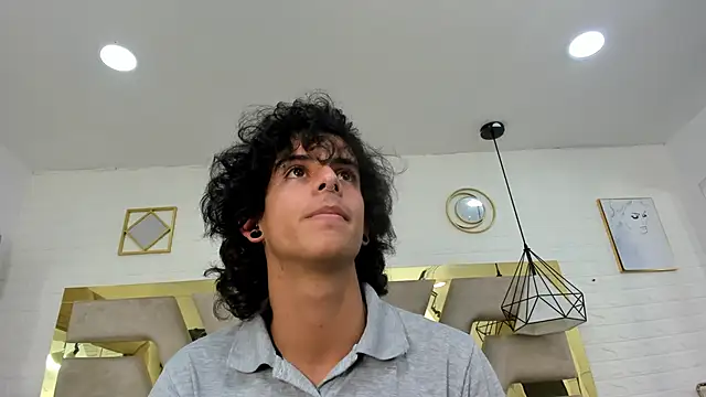 Ibratxandy online show from November 26, 7:47 pm