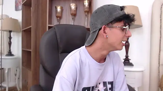 Ibratxandy online show from March 14, 6:58 pm