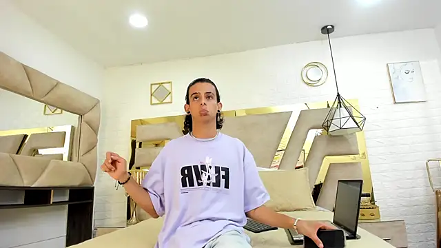 Ibratxandy online show from October 25, 6:52 pm