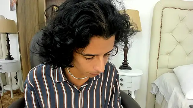 Ibratxandy online show from February 19, 7:11 pm