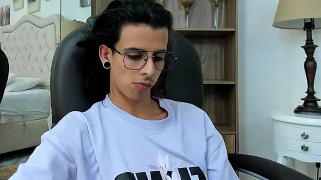 Ibratxandy online show from February 21, 7:27 pm