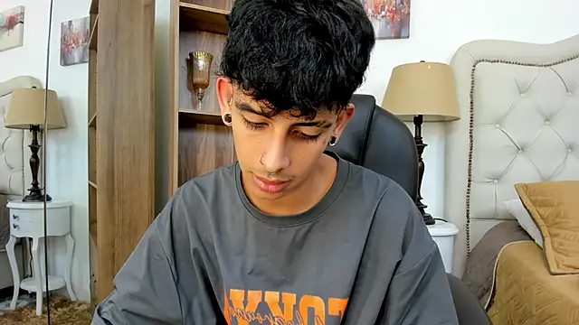 Ibratxandy online show from May 21, 6:38 pm