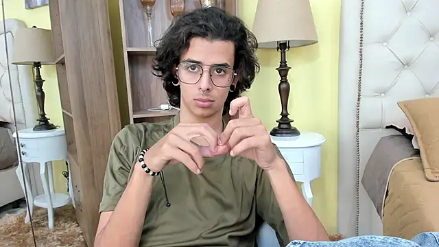 Ibratxandy online show from January 6, 7:07 pm