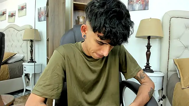 Ibratxandy online show from May 15, 6:50 pm