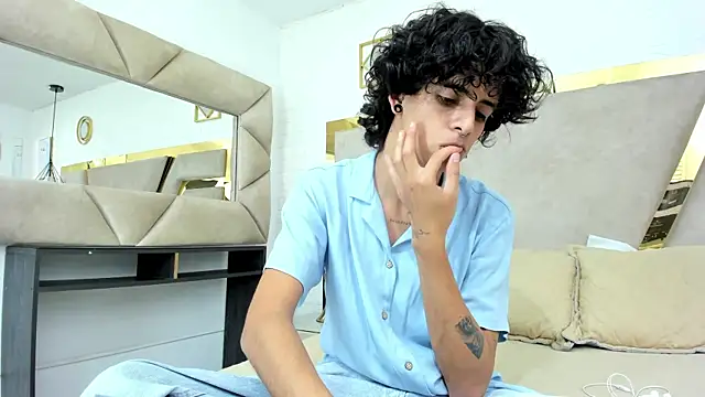 Ibratxandy online show from November 22, 7:24 pm