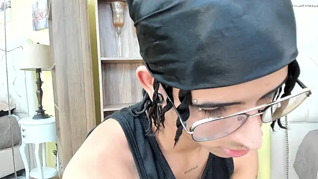 Ibratxandy online show from January 5, 7:17 pm