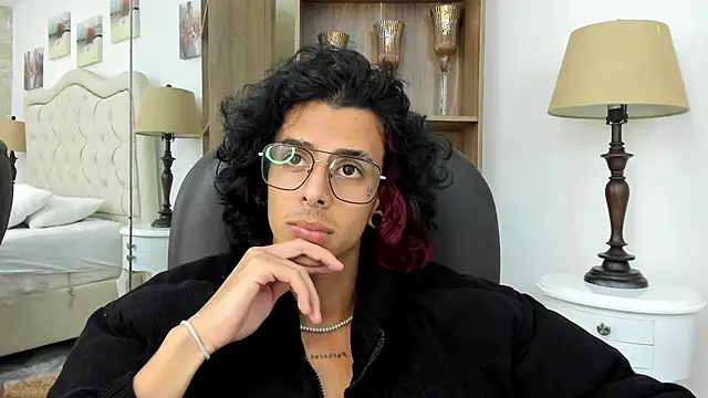 Ibratxandy online show from February 22, 12:18 pm