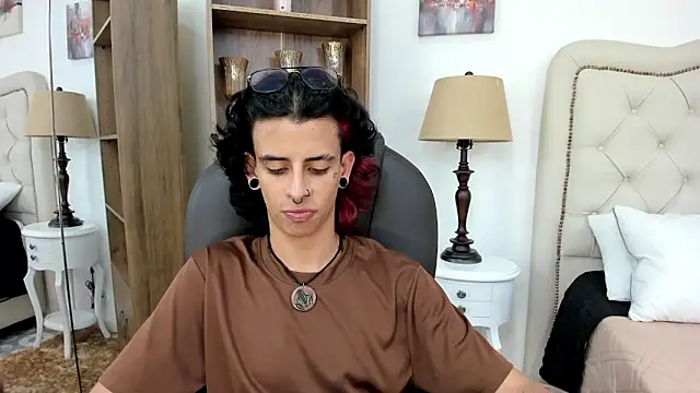 Ibratxandy online show from February 10, 9:14 pm