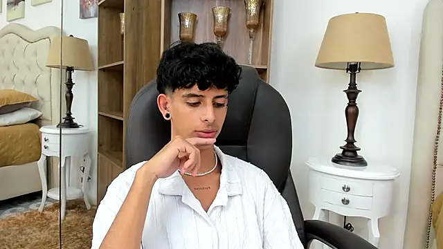 Ibratxandy online show from March 9, 6:33 pm