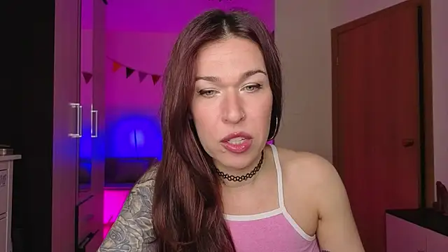 ReginaFoXXXy online show from May 15, 11:19 am