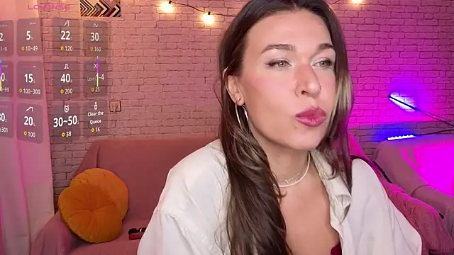Snapshot of ReginaFoXXXy chatting on September 24, 10:55 am ReginaFoXXXy online show from September 24, 10:55 am