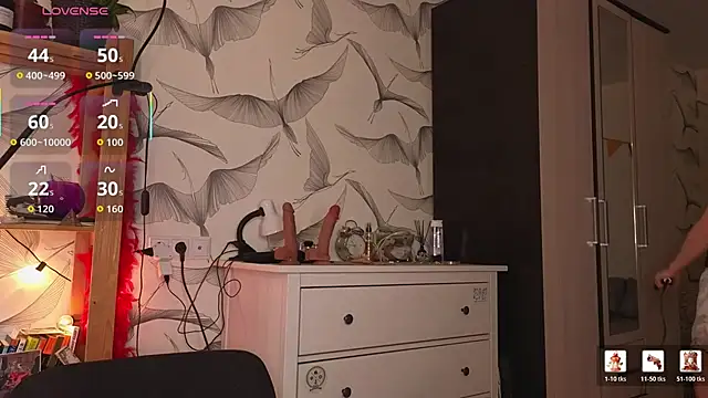 ReginaFoXXXy online show from April 6, 10:16 am