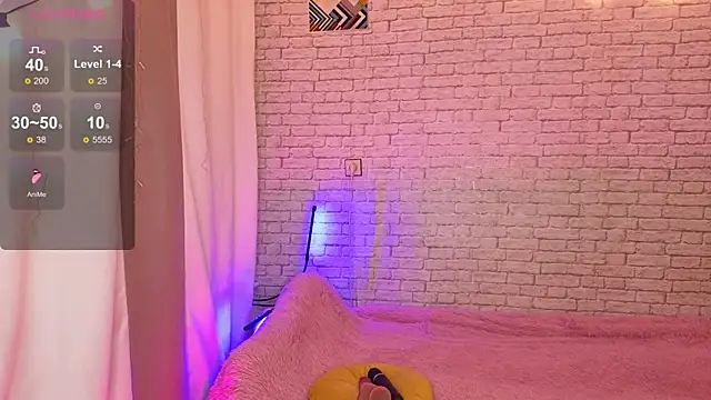 ReginaFoXXXy online show from January 13, 9:02 am