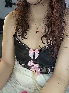 Sharon Black online show from September 25, 2:01 pm