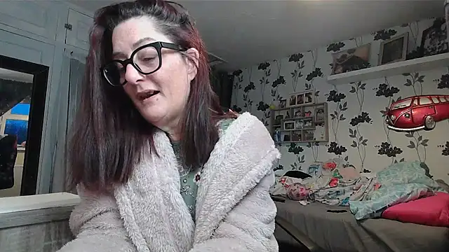 Mistress-Ivy51 online show from February 5, 7:26 am