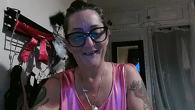 Mistress-Ivy51 online show from October 20, 6:26 am