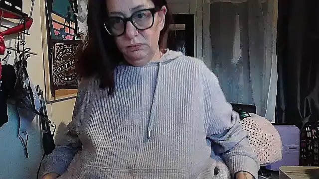 Mistress-Ivy51 online show from October 29, 7:07 am