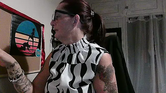 Mistress-Ivy51 online show from November 11, 6:41 am