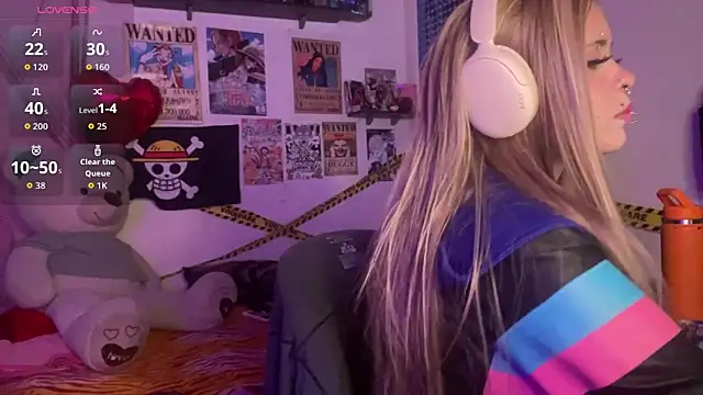 PixelKitty  online show from April 23, 2:40 am