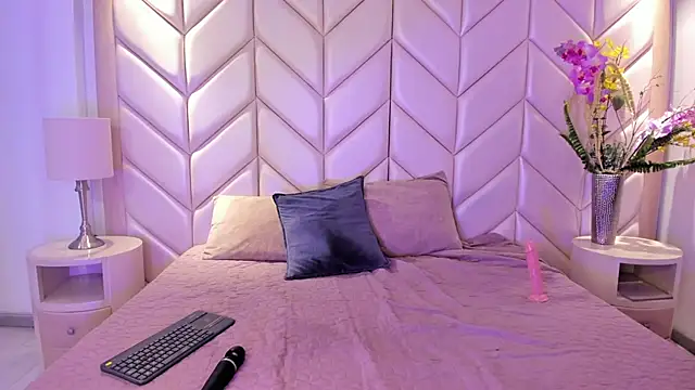 BarbieMonet online show from January 9, 9:55 pm