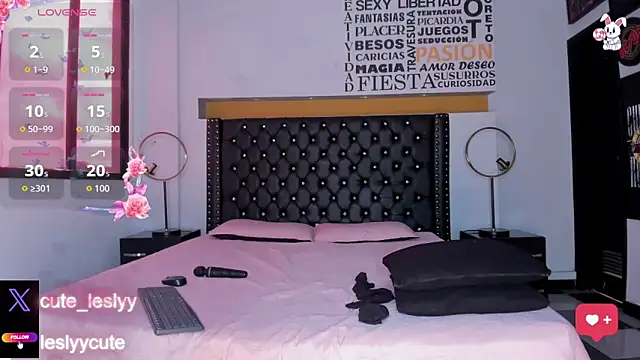 lesly cutee online show from November 7, 12:21 pm