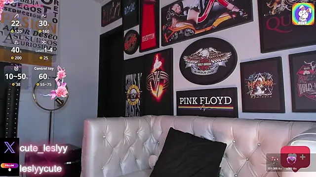 lesly cutee online show from November 19, 12:27 pm