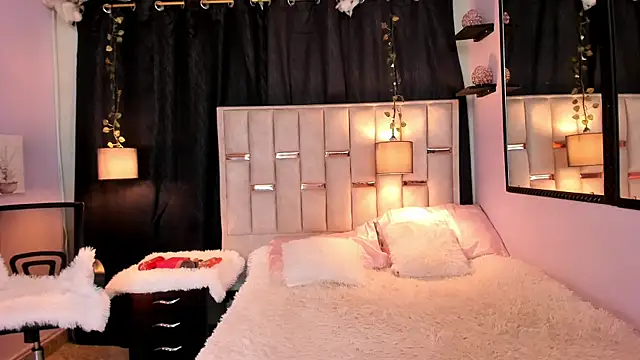 Hanzking01 online show from December 18, 4:39 am