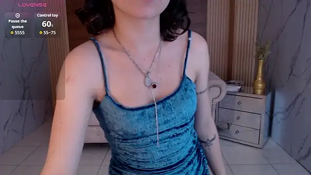 Snapshot of venuss09_s chatting on November 27, 8:53 pm venuss09 s online show from November 27, 8:53 pm