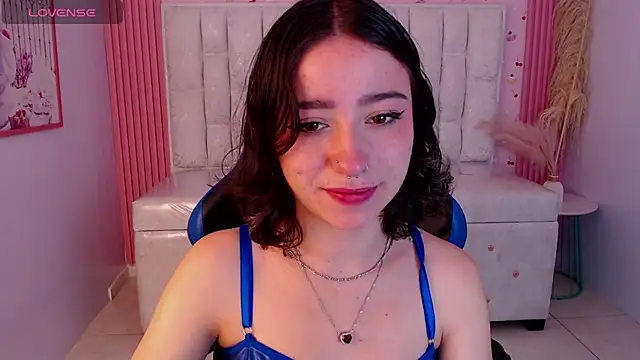 Snapshot of venuss09_s chatting on November 23, 2:05 pm venuss09 s online show from November 23, 2:05 pm