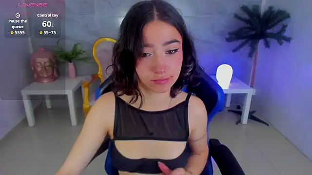 Snapshot of venuss09_s chatting on November 13, 2:54 pm venuss09 s online show from November 13, 2:54 pm