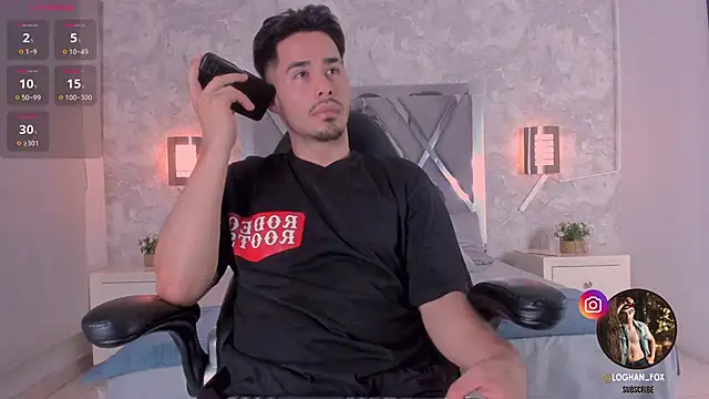 Snapshot of loghan_fox chatting on September 9, 3:16 am loghan fox online show from September 9, 3:16 am