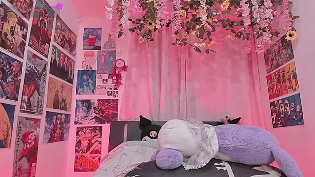 FluffyMelons online show from May 23, 11:04 pm
