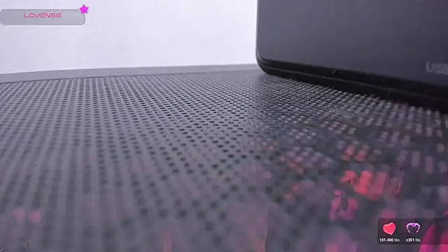 FluffyMelons online show from March 1, 11:05 pm