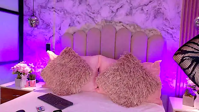 Snapshot of JessicaMason chatting on December 15, 10:48 pm JessicaMason online show from December 15, 10:48 pm