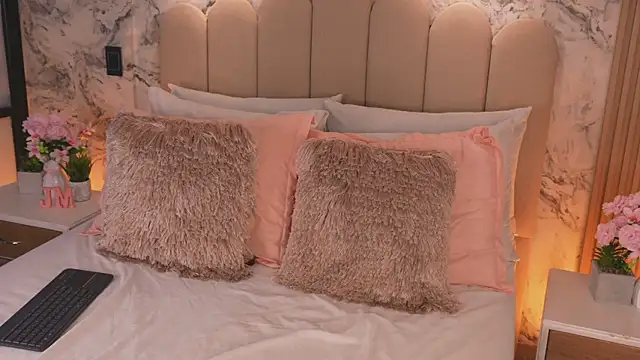 JessicaMason online show from April 12, 1:31 am