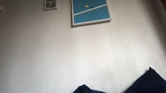 Snapshot of gatalatina333 chatting on January 11, 11:22 pm gatalatina333 online show from January 11, 11:22 pm
